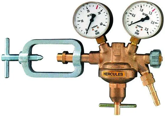Regulator presiune, 200 bar, gaze inflamabile