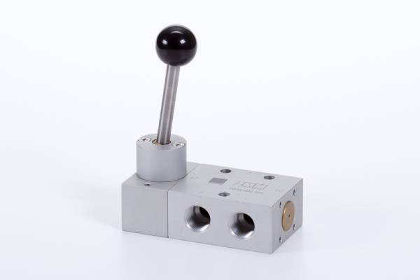 Distribuitor 3/2 actionare cu maneta - cu retinere, G 3/8, 2250 l/min