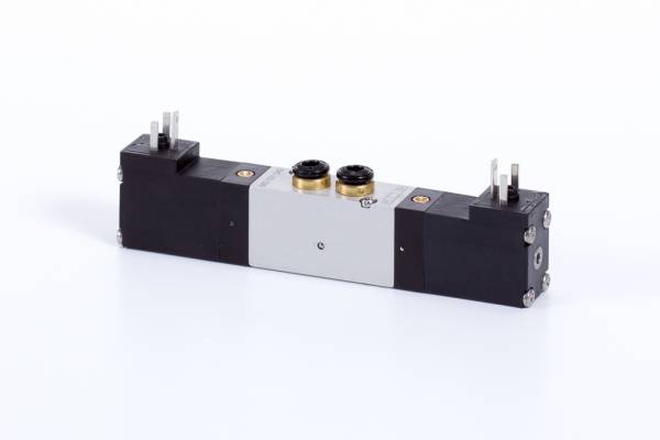 Distribuitor 5/3 electric, montaj pe placa, centru exhaustat,  porturi distribuitor, tip MD