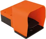 Pedala 3/2 - bistabila (cu retinere) - cu carcasa