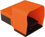Pedala 3/2 - monostabila (fara retinere) - cu carcasa