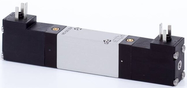 Distribuitor 5/2 electric, bistabil, montaj placa, tip MD, porturi placa