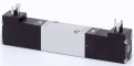 Distribuitor 5/3 electric, montaj pe placa, centru inchis, porturi placa, tip MD