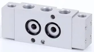 Distribuitor 5/3 NAMUR pneumatic - centru inchis