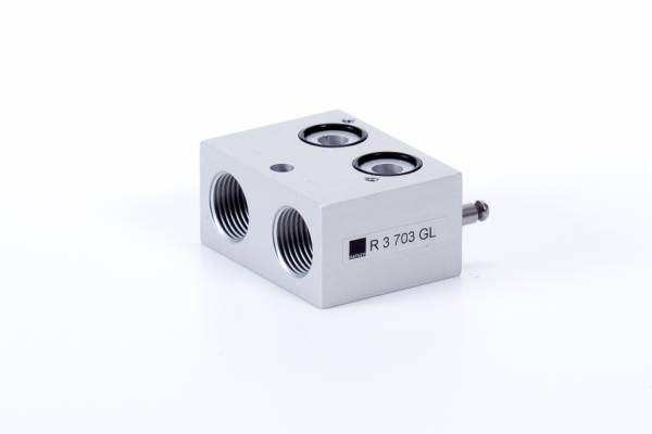 Placa capat - stanga, sistem modular placi - distribuitoare 3/2
